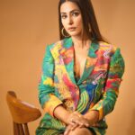 Hina Khan Instagram - Stay chic 💚 Outfit:- @advait_in x @doh_tak_keh Jewels:- @ananaofficial @blingthingstore Styled by @kansalsunakshi MUAH @sachinmakeupartist1 @_hair.by.freya_ 📸 @stolenmomentshub