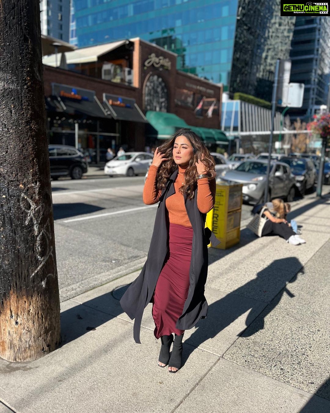 Hina Khan Instagram - And she continued.. #fallfashion
