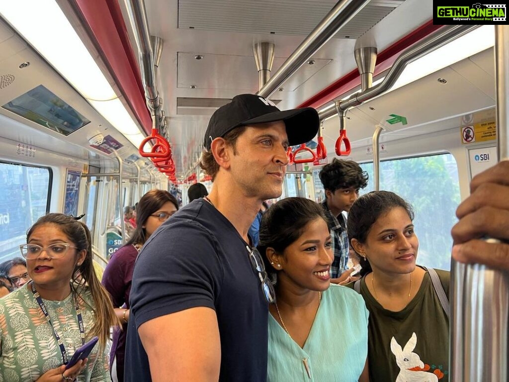 Hrithik Roshan Instagram - Took the metro to work today. Met some really sweet n kind folks. Sharing with you the love they gave me. The experience was spectacular. Beat the heat + the traffic. Saved my back for the action shoot I’m going for.