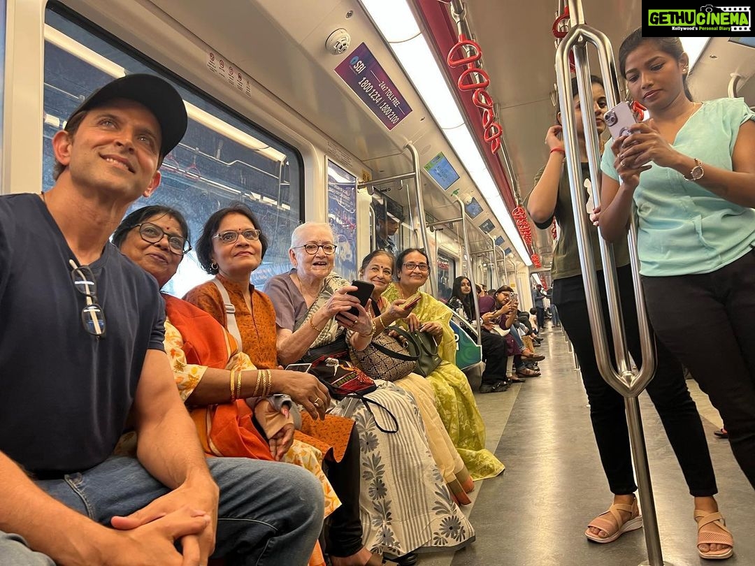 Hrithik Roshan Instagram - Took the metro to work today. Met some really sweet n kind folks. Sharing with you the love they gave me. The experience was spectacular. Beat the heat + the traffic. Saved my back for the action shoot I’m going for.