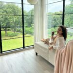 Huma Qureshi Instagram - Major Missing the comfort of this beautiful @airbnb property.. all those asking it’s in Alibaug .. So whoever is going please take me along ;-)