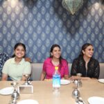 Huma Qureshi Instagram - Tarla was here 🤍 at Saleem’s eating Batata Musalam. The journey of Tarla and Saleem’s started back in the 70s. Today, almost 50 years later, looking at these two worlds come together makes my heart swell with pride. The power of food and how it brings communities together is one of the most beautiful things about India. #TarlaOnZEE5, premieres 7th July @mrfilmistaani @pglens @ronnie.screwvala @ashwinyiyertiwari @niteshtiwari22 @gautamved83 @pashanjal @hasanainhooda @varun.shetty.1840 @tarladalal @renudalalcooking @manish_kalra_ @_sanjayshetty #SanjayDalal @deepak_dalal_official @rsvpmovies @earthskynotes @zee5 @zee5global @zeemusiccompany @wearesaleems