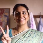 Huma Qureshi Instagram - When even the BTS makes you emotional… thank you for giving Tarla to me ❤️❤️❤️❤️❤️ #bestteamever #gratitude #love Watch #TarlaOnZEE5 streaming now @mrfilmistaani @pglens @ronnie.screwvala @ashwinyiyertiwari @niteshtiwari22 @gautamved83 @pashanjal @hasanainhooda @varun.shetty.1840 @tarladalal @renudalalcooking @manish_kalra_ @_sanjayshetty #SanjayDalal @deepak_dalal_official @rsvpmovies @earthskynotes @zee5 @zee5global @zeemusiccompany