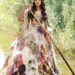 Huma Qureshi Instagram – “There can be no art in the absence of courage”, says Huma Qureshi, as she shoots for us on a bright morning in the spellbinding Dal Lake. 

The actor was in Srinagar, Kashmir, to be the showstopper for couturier Varun Bahl’s historic fashion show – the first ever mainstream showcase in the valley in the last forty years. Models from Srinagar and neighbouring areas participated spiritedly in the show. 

Two years ago, a fashion show held by locals in the valley had irked the radicals. They had taken out a protest march against the organisers. Bahl’s grand show turned out to be far cry – shutting down naysayers, it proved how fashion – a celebration of free will and individual liberty, can also become a means to counter extremism. It marked the fearless return of art and fashion in the Valley.

Happy to see her mother’s homeland bounce back after a long period of gloom, Qureshi says fashion can serve as a powerful unifier. “Fashion can help find beauty and harmony even when it’s difficult to do so. It can bind people across the world. Fashion is liberating and should be allowed to flourish,” says Qureshi.

Qureshi played the perfect muse for us as she posed for her first ever fashion shoot in Kashmir, celebrating wedding wear rooted in traditions. “Every bride looks resplendent irrespective of which part of India she is from. Whether it is a sari, a lehenga or a sharara —- Indian wedding couture has a special place in my heart. Its beauty is unmatched,” says Qureshi, who looks like a dream herself in Bahl’s splendid creations.

Concept & Creative Direction: @sharaashraf 
Outfits: @varunbahlcouture 
Styling: @gopalikavirmani 
Photos: @lakshaysachdevaphotography 
jewellery: @thehouseoframbhajos 
coordination: @kayanaaaaat 
production: Irshu
(@euphoriatravelservices )