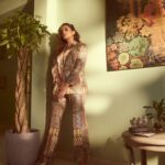 Huma Qureshi Instagram - Let Art inspire Life … what else is there in the mundane anyway .. haina.. #goldengirl #mood #love Outfit: @eizabykaaj All jewellery: @e3kjewelry @ascend.rohank Bodysuit: @skims Shoes: @louboutinworld Styled by: @dhruvadityadave Hair by: @nargis9052 Make up by: @ritikavatsmakeupandhair Shot by: @gohil_jeet Nails @itssoezi