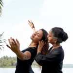 Isha Sharvani Instagram - It was so special having @meeteshtaneja come to our studio in Kerala to spend a day with the Daksha Sheth Dance Company. Thank you for capturing moments that bring back such cherished memories of a tribe of artists coming together to put on a show. Our art, laughter, hard work and passion seen through your lens 🙏🏾❤️ So much love 💕