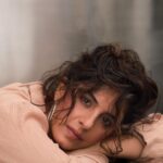 Isha Talwar Instagram - Tell us about a quote you really connect with at this point - @talwarisha - “If you’re going to try, go all the way. There is no other feeling like that. You will be alone with the gods, and the nights will flame with fire. You will ride life straight to perfect laughter. It’s the only good fight there is…”, By Charles Bukowski Produced By: @facemag.in Publisher: @harshithundet @kanchanshrivastava06 Creative Director: @farrahkader Video shot by: @karanhenry Edited by: @motion_engineers Photography: @tejasnerurkarr Stylist: @hemlataa9 @stylebyhemlataa Makeup Artist: @richie_muah Hair Stylist: @ashisbogi Asst. Stylist: @saloni142_ Shoot Coordinator: @masaladosa_ Asst. Creative Dir: @haaute Face Intern: @_shikhaaaaaaa Fashion Intern: @the_sudha_sharma Artist Publicly: @hardlyanonymous_2.0 Location: @sofitelmumbaibkc On Isha- White Saree with Corset Blouse: Saree: @thesilksaga Jewellery: @tyaanijewellery Blouse: @martyco.in Maroon Flowy Dress: Outfit: @sajke.in Jewellery: @tyaanijewellery Peach Wrap Dress with Bralette: Outfit: @since1988.in Jewellery: @tyaanijewellery Embellished Sheer Dress: Outfit: @raishmacouture Jewellery: @tyaanijewellery #FaceMagazine #IshaTalwar #PhotoShoot #FaceoftheMonth #Photography #FashionReel #Reels #Exclusive #Explore Sofitel Mumbai BKC