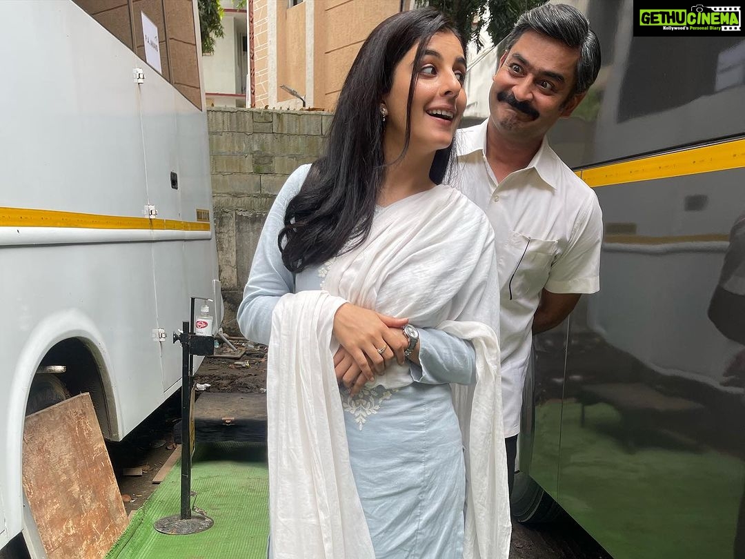 Isha Talwar - 145.5K Likes - Bhaukaal abhi baaki hai !
Pata hai waqt lag gaya hai,par jald :)
#3yearstomirzapuronprime