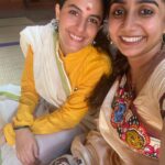 Isha Talwar Instagram – What a year I am having in Kerala – we don’t just dress up on Onam- we dance / act pretty much everyday and flow ! It’s hard to stay away from home for long periods but Guruji’s home makes it worth it for me … Onashamsagal – truly a new year for me in every sense of it ! 

@natanakairali 🍀🌸

#anartistsway