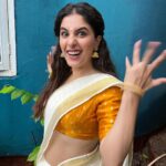 Isha Talwar Instagram - What a year I am having in Kerala - we don’t just dress up on Onam- we dance / act pretty much everyday and flow ! It’s hard to stay away from home for long periods but Guruji’s home makes it worth it for me … Onashamsagal - truly a new year for me in every sense of it ! @natanakairali 🍀🌸 #anartistsway