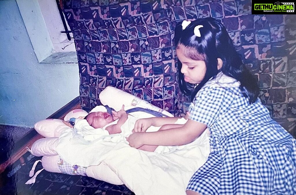 Ishaani Krishna Instagram - Happy Birthday Ammu 🤍 Thank you for being such a cool big sister 🧚🏻‍♀️ Have a great year ✨
