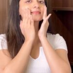 Ishaani Krishna Instagram - #Ad My go to products for Skincare has always been @olayindia and currently I’m using their Niacinamide Range that consists of both Serum & Cream. It has multiple benefits like ⬇️ ✨ Bioavailable Niacinamide that easily absorbs into the skin ✨ Penetrates 10 layers deep into the skin ✨Helps target 7 signs of uneven skin tone like acne marks, dullness & dark spots ✨ Suits all skin types + lightweight Grab this range at 25% off only on Nykaa by using my code: ISHAANI25 💖 #Ad #OlayNiacinamideRange #OlayIndia #Niacinamide #Bioavailable #Skincare #Am #Pm #Regimen #Routine #HappySkin