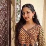 Ishaani Krishna Instagram - 💛 PC : @hansubeeeey Udaipur City palace