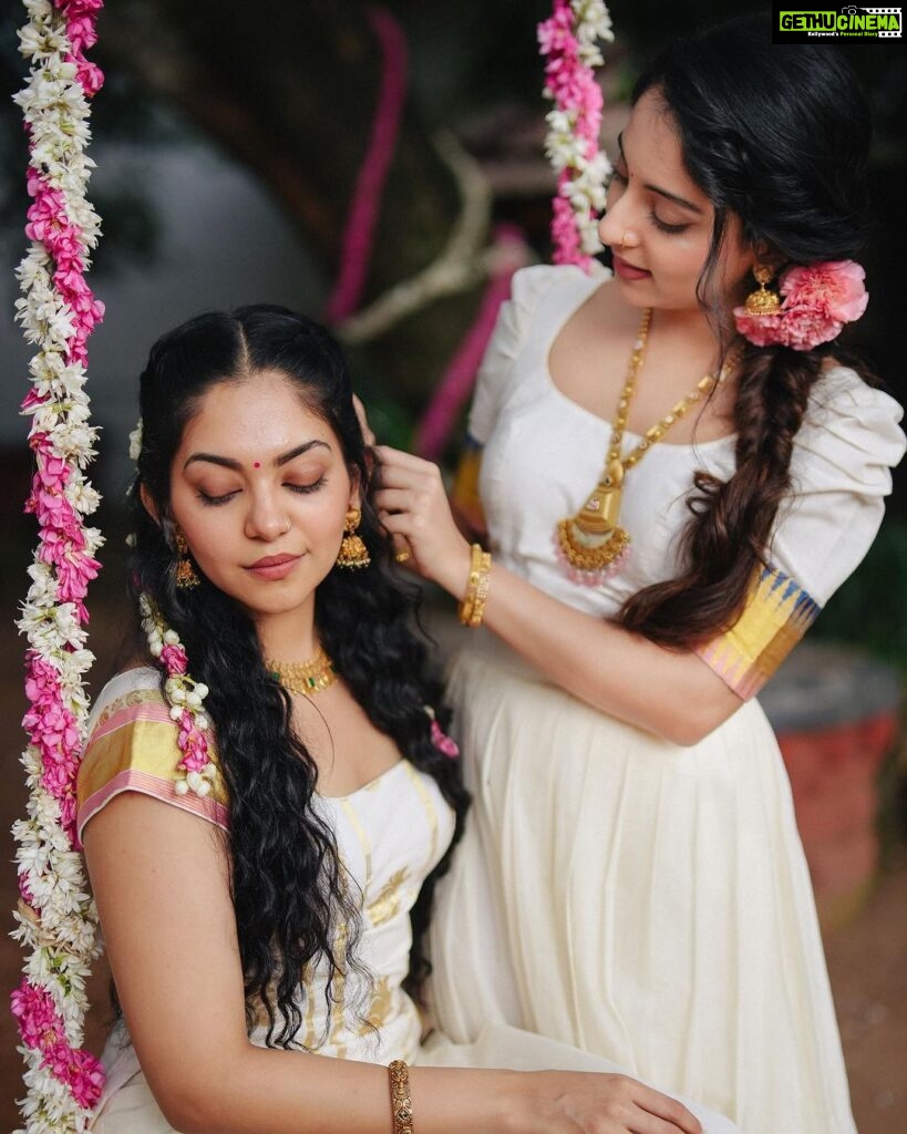 Ishaani Krishna Instagram - 💞 Shot by : @sk_abhijith Jewellery : @regaljewellers_in Hair : @brahma_hairandmakeup