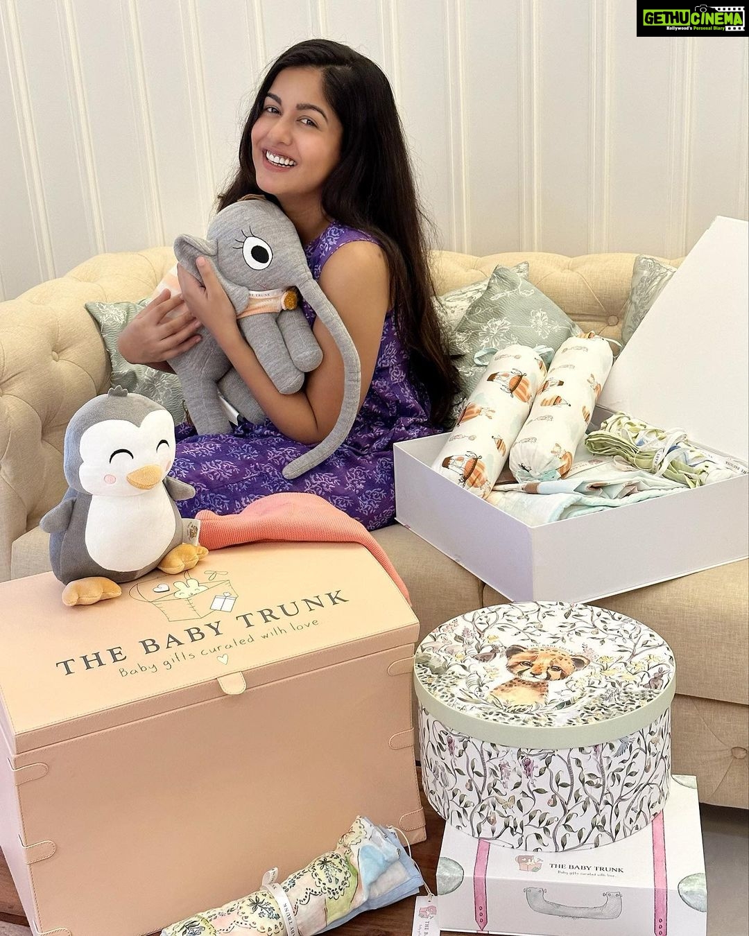 Ishita Dutta Instagram - "Revolutionizing baby fashion, one adorable outfit at a time! ππΆβ¨ Just got my hands on Baby Trunk's new collection, and I couldn't be more thrilled. These organic cotton clothes are not only super comfortable and allergen-free for my little one but also keep my baby in style like never before. πΏππ Say goodbye to basic and boring baby styles and colors! Baby Trunk's aesthetic is next-level chic for our little trendsetters. ππβ¨ Join the fashion-forward parenting club and explore the limited edition collection now at thebabytrunk.com. Your baby deserves the best! π« #BabyFashion #SustainableStyle #BabyTrunkLove" #thebabytrunk #babygifts #babyblankets #babytoys #swaddle #babydohar #babygirl #babyboy #babygift #newborn #babyshop #babygiftideas #giftideas #babylove #babyproof #babyessentials #babyshowergift #newborn #bedding #babygiftset #quilt #newborngifts #babyaccessories #babybedding #personalisedbabygifts #egyptiancotton #organiccotton