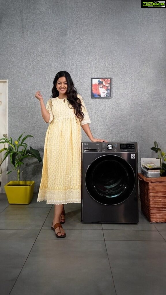 Ishita Dutta Instagram - Calling all super moms! We know juggling a million tasks is your daily routine. But what if we told you there’s a secret to make life easier? Meet the LG Dryer! With its Plug-and-Play feature, you can easily plug the Dryer anywhere and use it. In just 30 minutes, it works its magic. But wait, there’s more! It doesn’t stop at quick drying. The LG Dryer goes the extra mile, protecting your precious clothes from dust, pollution and nasty allergens. That means allergy-free and super hygienic outfits for your little ones. Moms, when it comes to Drying clothes, LG Dryer is not just ordinary. It’s your best companion in the multitasking game! @lbb.mumbai @lg_india #LGDryerMomApproved #MomLifeMadeEasy #Plug&PlayDryer #LGDUALInverterHeatPumpDryer #LGDryer #AllergyCare #Laundry #LGDryer #LG #LifesGood #LGIndia