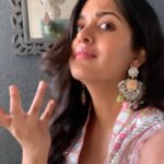 Ishita Dutta Instagram – Say na what jhumka….

@hipiofficialapp