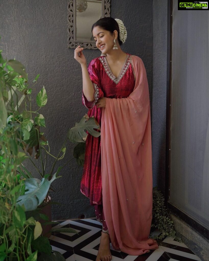 Ishita Dutta Instagram - Festive Vibes ❤ @saangi_ @viralmantra