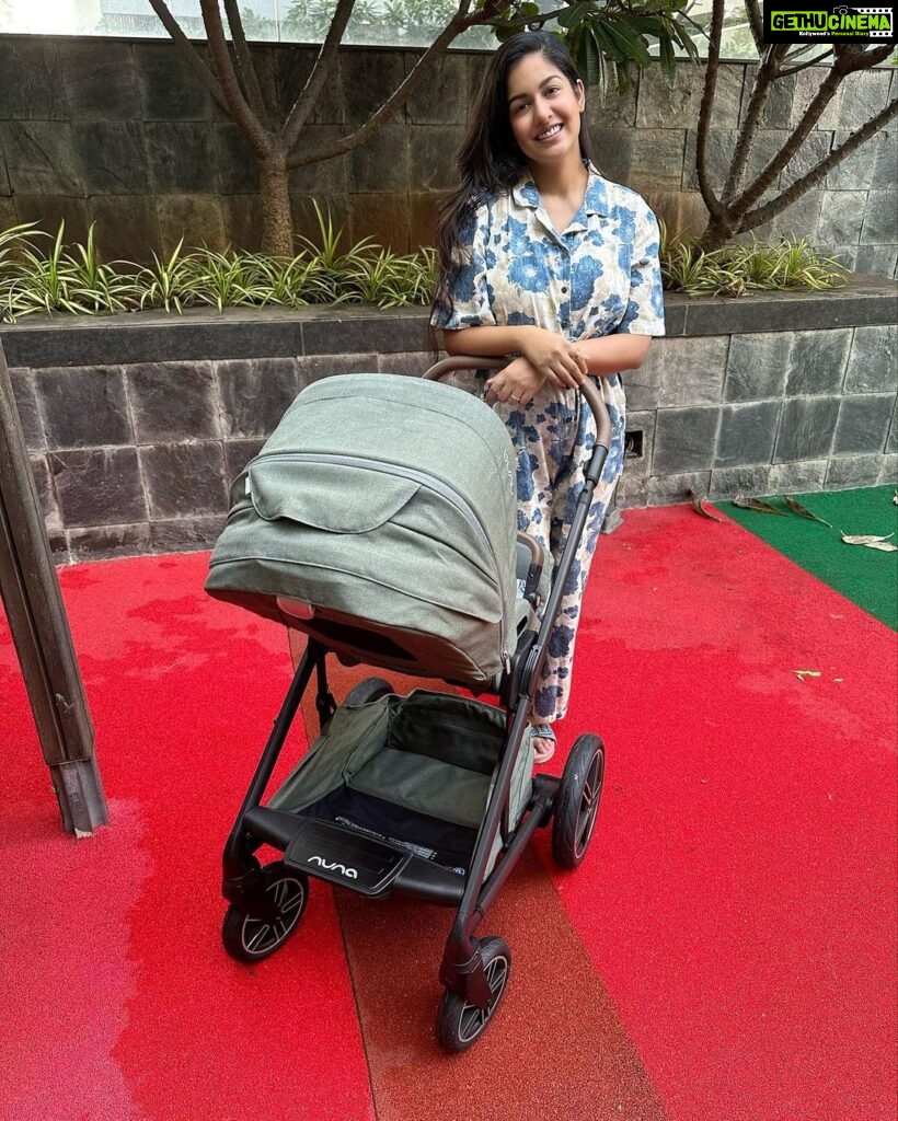 Ishita Dutta Instagram - Evenings with my Vaayu ❤ Stroller @nuna_india PR @dinky_nirh