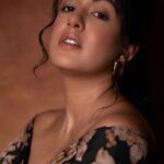 Ishita Dutta Instagram – ❤️❤️❤️

Styled by: @styleitupbyaashna 
Outfit: @purvisethiacouture 

Makeup: @meenalvidhani 
Hair: @makeupdiarybyrk 

Shot by: @arindamsikdar