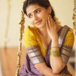 Iswarya Menon Instagram - #Navaratri week be like 💜💛 . 📷 @camerasenthil @jeevithamakeupartistry @ivalinmabia @rrajeshananda