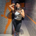 Iswarya Menon Instagram - Sweaty but a happy selfie ♥️ . #postworkoutselfie #ifeelgoodwheniworkout 😘