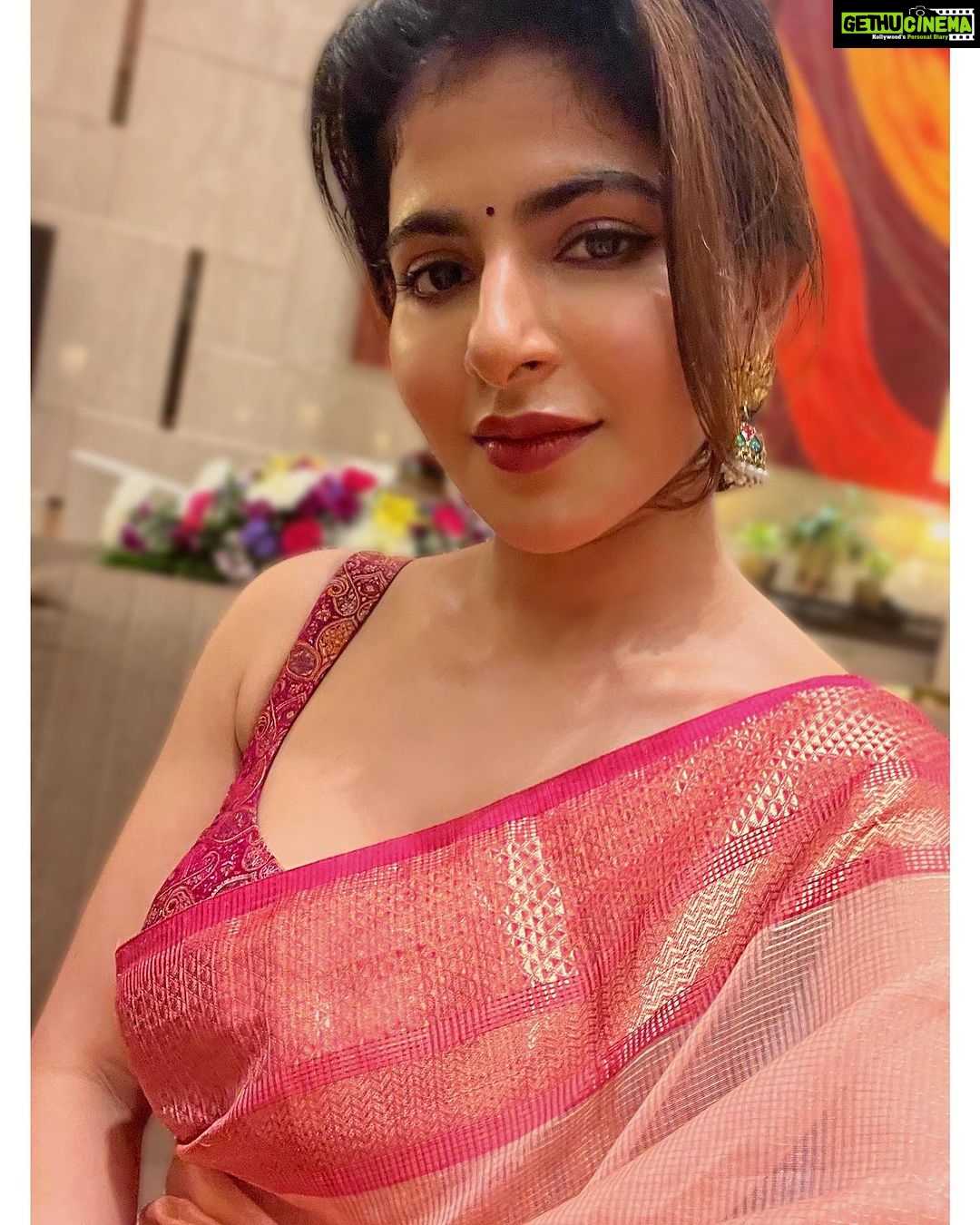 Iswarya Menon Instagram - 💖
