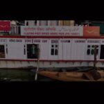Jackie Shroff Instagram - Dal Lake’s secret gem: The Floating Post Office Where postal service meets nature☘️📦 Thanking our local post offices for connecting us across miles. Happy National Post Office Day! #NationalPostOfficeDay #FloatingPostOffice #DalLake #Beauty #Nature #PedLagao