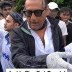 Jackie Shroff Instagram – Jackie Shroff at Coastal Cleanup Drive! 
Fatima Sana Shaikh, Esha Deol, Karishma Tanna &  #BollywoodNow #bollywoodfashion #celebrity #celebupdates #JackieShroff