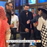 Jackie Shroff Instagram - “Radio Waves Meet the stars of Khalnayak 📻🌟 #BollywoodBliss #RJMeetup #KhalnayakMemories #npn #npnKhalnayak #30yearsofKhalnayak #nashapremierenights #nashapremierenightsKhalnayak #madhuridixit #sanjaydutt #Jackieshroff #SubhashGhai
