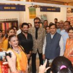 Jackie Shroff Instagram – I participated in the Ladies Entrepreneur Self Business Skill Exhibition, organized by the Jain International Women Organization South Mumbai Chapter at Avsar Banquet, Nana Chowk, Grant Road. As a government, we are dedicated to supporting initiatives that foster skill development. A skill-based approach to employment and entrepreneurship is crucial in the current scenario. I congratulate @dr.manjulodha and team for successful organisation of this exhibition. 

Actor @apnabhidu, @beinggauravprateek,  @neilnitinmukesh and Shrimati @rukminineilmukesh Were also present during the inauguration!

#Entrepreneur #SelfBusiness #SkillExhibition #womenempowerment Avsar Hall,Grant Road