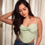 Jannat Zubair Rahmani Instagram - From my camera roll to yours 📸 📸 @saifcreations
