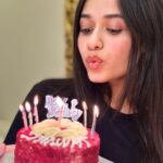 Jannat Zubair Rahmani Instagram - Issa happy happy birthday 💃🏻