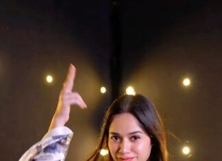 Jannat Zubair Rahmani Instagram - Ladki Kharab kardi ♥️ . What a song🔥@badboyshah #Gonegirl #jannatzubair