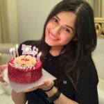 Jannat Zubair Rahmani Instagram - Issa happy happy birthday 💃🏻