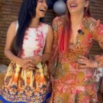 Jasleen Matharu Instagram – This #sunday #special #dhamaka with gorgeous @jasleenmatharu one of the beautiful person in my life with unlimited humanity 😱🥳💃Self made independent personayet very grounded humble and Beautiful soul  connected to her roots 😘🥰 on Baatein Shaatein with Shikha Malhotra 💥🤩💃Stay tuned to watch this beautiful episode our bonding full of love and mastiiiiii only on my #talkshow on my #youtube channel 💫 “Shikhamalhotrafficial” For my beautiful fan family♥️ 

#jasleenmatharu #shikhamalhotra #actress #singer #dancer #anchor #frontline #nursingofficer #fighter #Reel #Reels #Reelsinstagram #ReelsIndia #reelitfeelit #reelkarofeelkaro #reelsvideo #reelsindia #reelsvideo #instagramreels #reelsviral #Reels #reel #reelsinstagram #reelitfeelit #reelkarofeelkaro #reelsvideo #reel Lokhandwala Complex