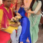 Jasleen Matharu Instagram - Mujhe bhi Sachin chahiye ❤️😍 @shikhamalhotraofficial 🤪 Location @shaadimubarak_restaurant 📍 #trending #trendingsongs #trendingreels #sachin #seemahaider #funny #dance #hot #bollywood #bollywoodsongs #saree #hotsaree