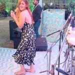 Jasleen Matharu Instagram - Some Madness on stage 😍🎤