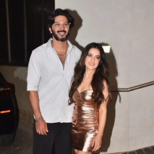 Jasleen Royal Instagram - Friends can help you achieve anything ♥️
Celebrating Heeriye's success with the people who made it possible. My heart is full ♥️