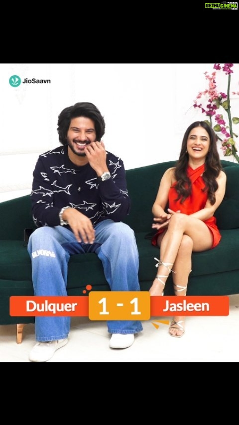 Jasleen Royal Instagram - Turns out @dqsalmaan & I know each other quite well! 💗 ( I know him slightly better 😜 ) Listen to our latest song "Heeriye" on JioSaavn