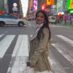 Jasleen Royal Instagram - My love letter to the world 🌎 ❤️ #Heeriye