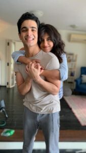 Jasleen Royal Instagram - Ranveer and I are so overwhelmed to see #SangRahiyo hit the top song charts out of the blue. It was shot in my home with a bunch of friends. No marketing nothing! Only love ❤️
This happening now after almost 3 years of its release when I get ready to drop the biggest single of my career in a few days means a lot. Thank you to each listener from the bottom of my heart 😇