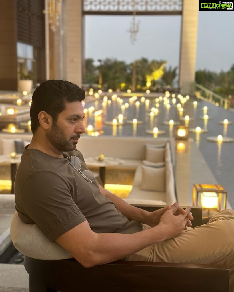 Jayam Ravi Instagram - Some calm before the storm ✨🌪#iraivan in theatres on Sept 28th. See you at the movies!