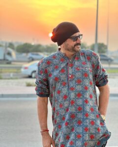 Jayaram Instagram - Some moments are golden 🇦🇪