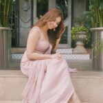 Jiya Shankar Instagram - Mere muskurahat ki vajah - Jiya ki Janta 🤍 aur aapki ? Stylist- @stylist_muskan_varma_ Outfit @therightcut @_runwaymedia Accessories -@amaishajewellery @baala_jewels