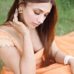 Jiya Shankar Instagram - Khayalon ka shehar tu jaane tere hone se hi aabaad hai ✨🖤 Videographer :@akshayphotoartist Outfit: @devnaagri Stylist: @anamikajain__ Jewellery- @gewelsbymona Location- @theforestclubresort @zuperhotels Artist Reputation Management : @oceanmediapr