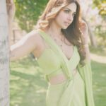 Jiya Shankar Instagram - Zindagi Gulzar Hai 💚 Photographer - @akshayphotoartist Outfit: @kalkifashion Jewellery: @zariinjewelry Stylist: @anamikajain__ Location - @theforestclubresort X @zuperstays Artist Reputation Management - @oceanmediapr