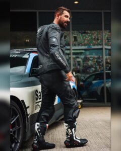 John Abraham Instagram - This is my religion… 
#livetoride

@motogpbharat 
@motogp 
@indianoilcorp