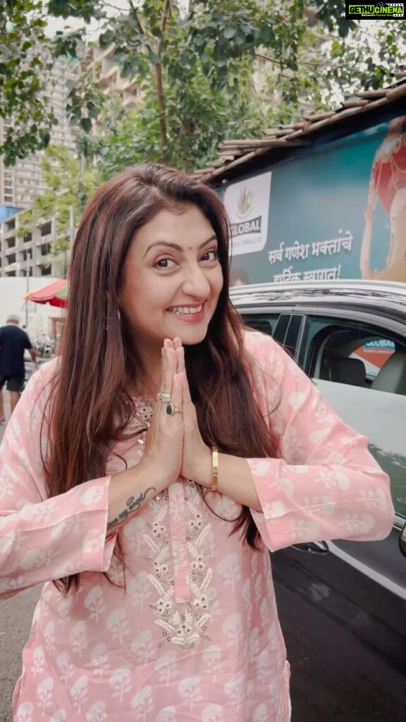 Juhi Parmar Instagram - Every year Mumbai lights up with tents filled with Ganpati Bappas of all sizes and colours as we all prep for the biggest festival of the year in Maharastra, welcoming Ganesh ji home! This year I’m showing you glimpses of how Mumbai looks during this time of the year and how we all go on Pandal hopping spree to bring home the most special Gannu ji! Join me in this journey across Mumbai.... #ganeshchaturthi #ganesha #ganeshutsav #ganeshfestival #traditional #reels #reel #reelinstagram #reelitfeelit
