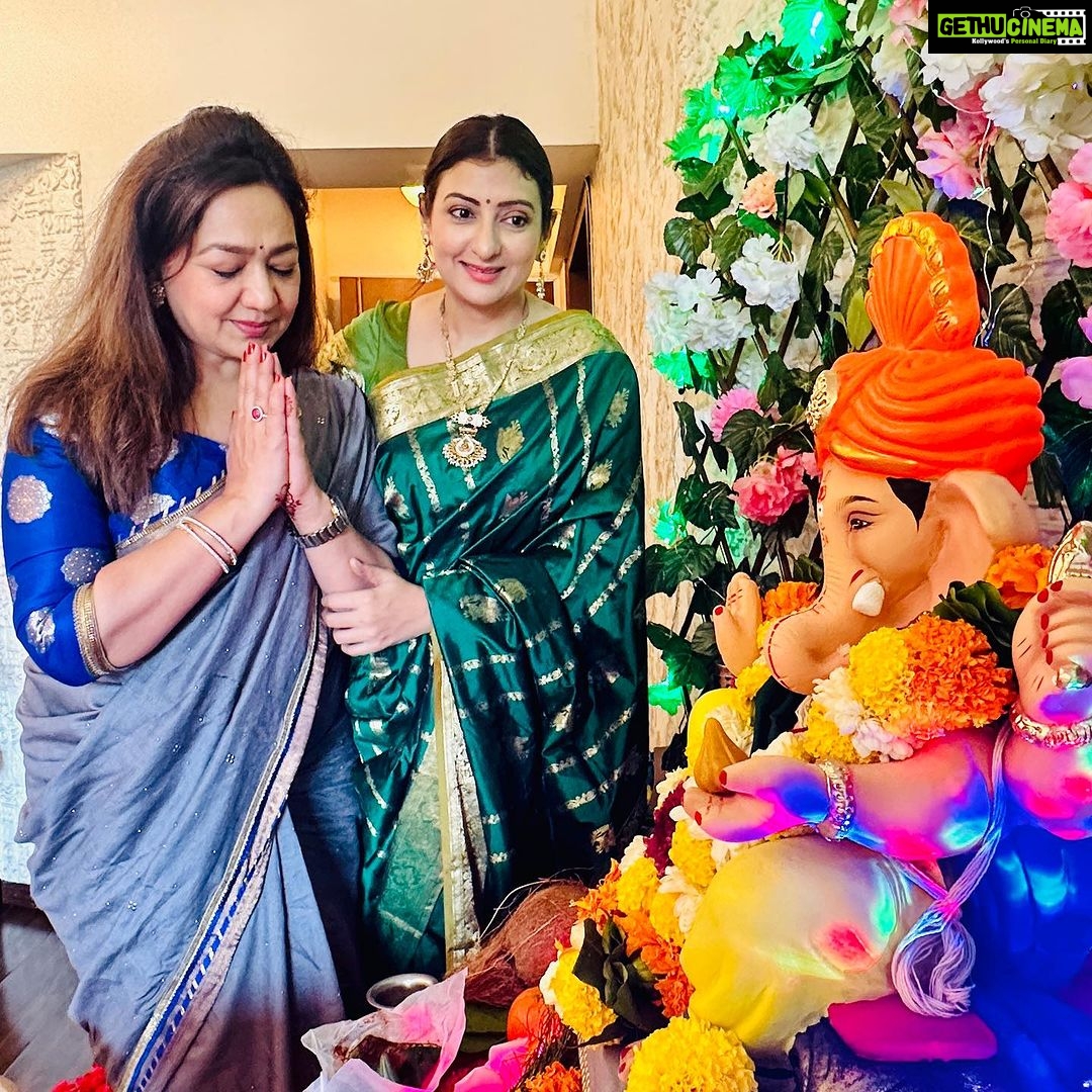 Juhi Parmar Instagram - Sharing glimpses of one of the most special days of the year at our home with all of you. The house lights up with smiles, eyes with excitement as we welcome our Ganesh Ji at home along with close friends and family visiting us! Memories which we cherish as they are framed in our hearts forever! Ganpati Bappa Morya #friends #smile #festival #festivetime #ganesh #ganeshchaturthi #together #positivity